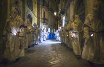 Processione degli Incappucciati