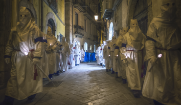 Processione degli Incappucciati