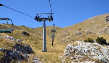 Escursioni in motoslitta e quad