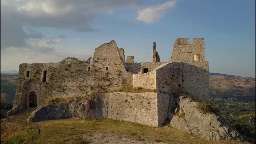 Exploring Castropignano